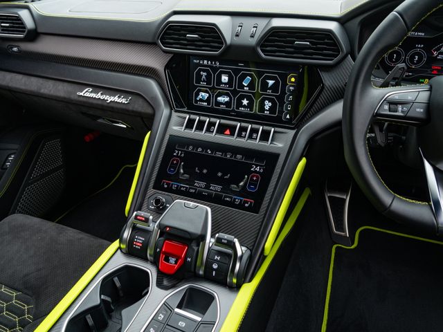 LAMBORGHINI LAMBORGHINI URUS 2022