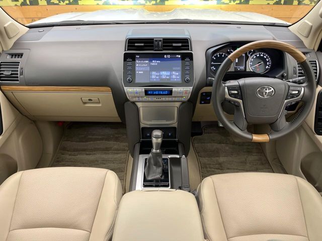 TOYOTA LANDCRUISER PRADO 2023