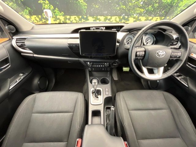 TOYOTA HILUX 4WD 2021