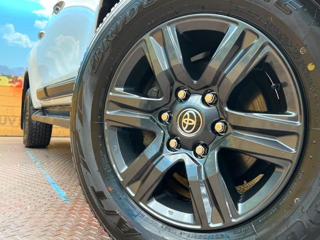 TOYOTA HILUX 4WD 2021