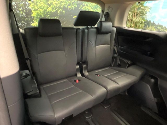 TOYOTA ALPHARD hybrid 4WD 2021