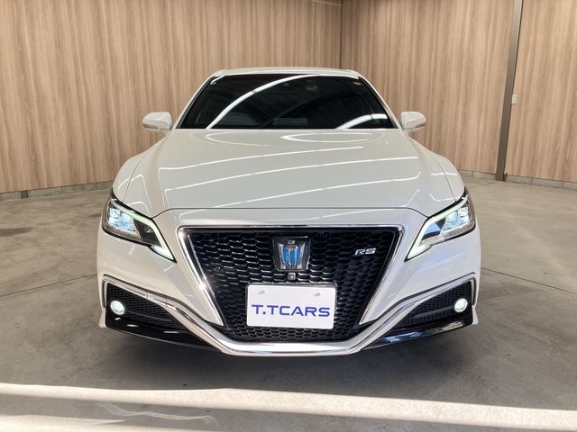 TOYOTA CROWN sedan hybrid 2019
