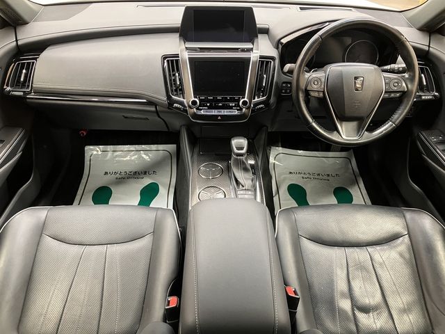 TOYOTA CROWN sedan hybrid 2019