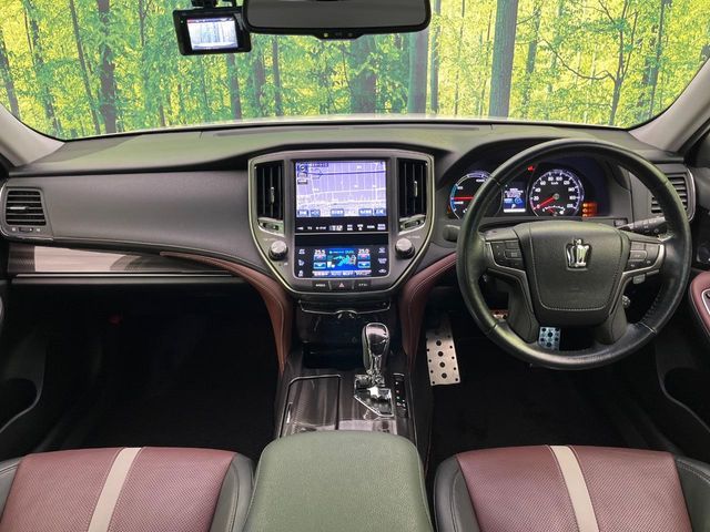 TOYOTA CROWN sedan hybrid 2014