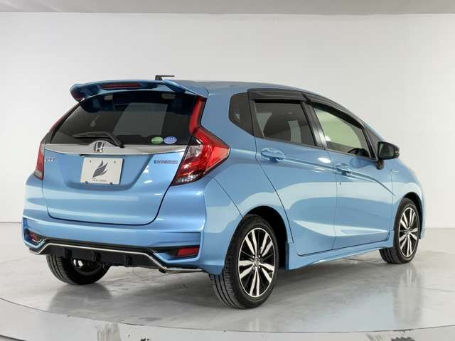 HONDA FIT HYBRID 2017