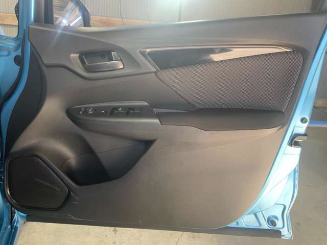 HONDA FIT HYBRID 2017