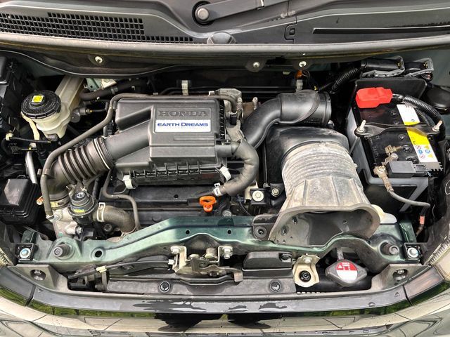 HONDA N BOX+ CUSTOM 2016