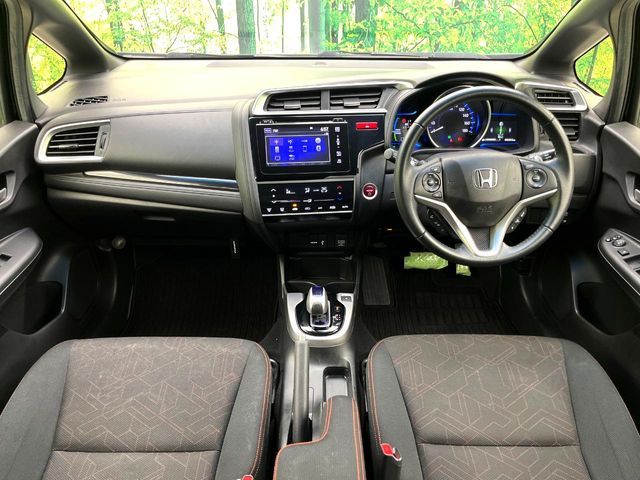 HONDA FIT HYBRID 2015