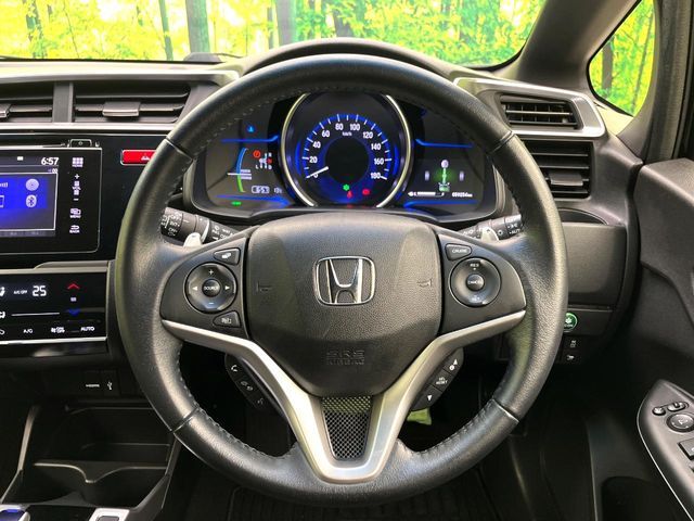 HONDA FIT HYBRID 2015