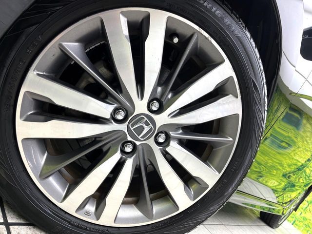 HONDA FIT HYBRID 2015