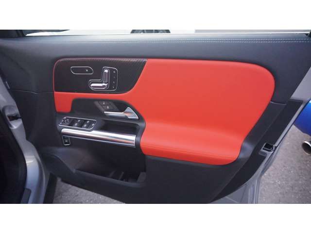 MERCEDES BENZ MERCEDES BENZ GLA class 2024