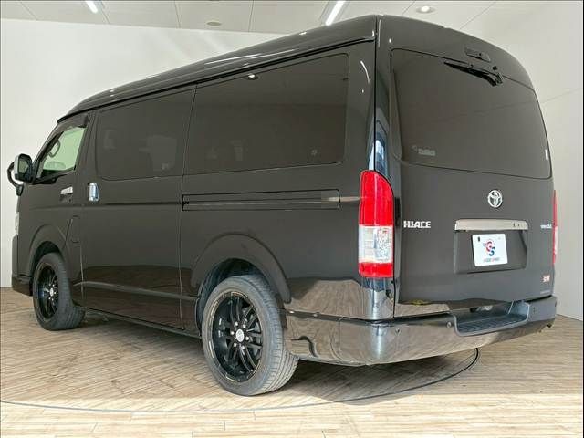 TOYOTA HIACE van 2WD 2022