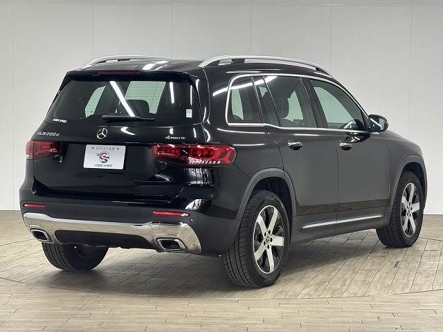 MERCEDES BENZ MERCEDES BENZ GLB 2023