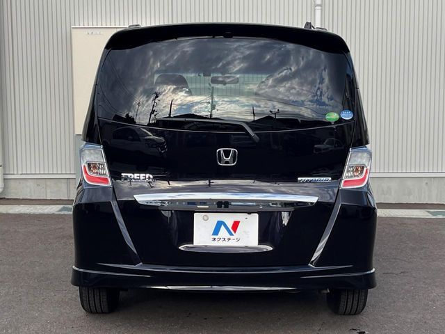 HONDA FREED HYBRID 2013