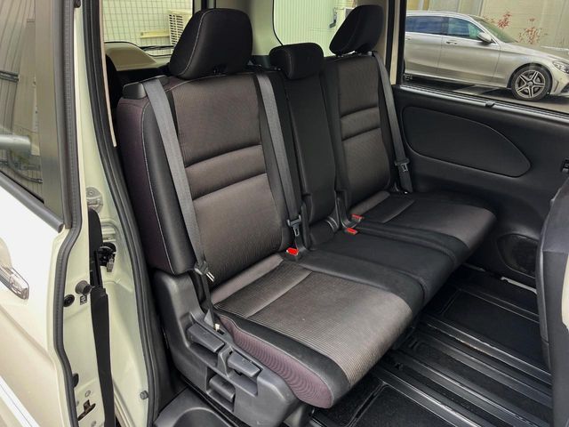 NISSAN SERENA  S-HYBRID 2016