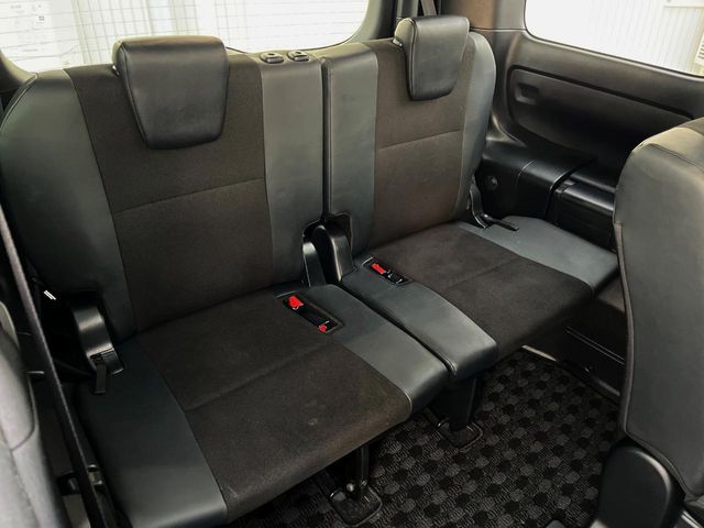 TOYOTA NOAH 2018
