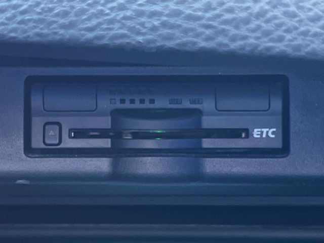 TOYOTA HARRIER 2WD 2015