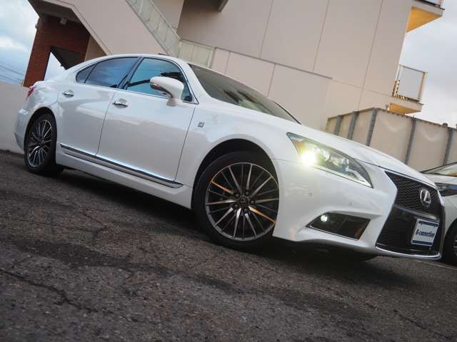 TOYOTA LEXUS LS600h 2012