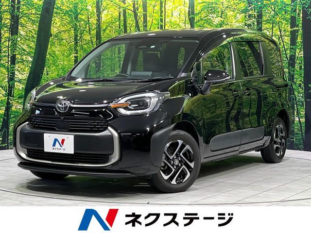 TOYOTA SIENTA HYBRID 2022