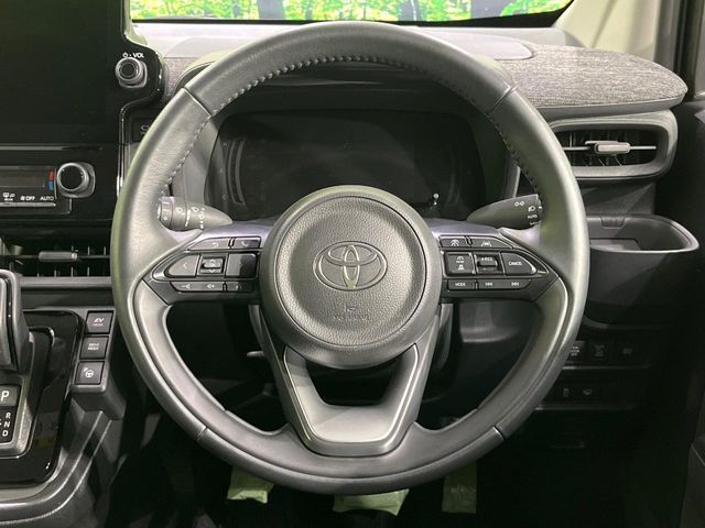 TOYOTA SIENTA HYBRID 2022