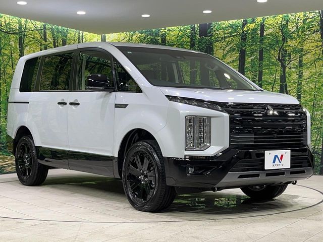 MITSUBISHI DELICA D:5 4WD 2025