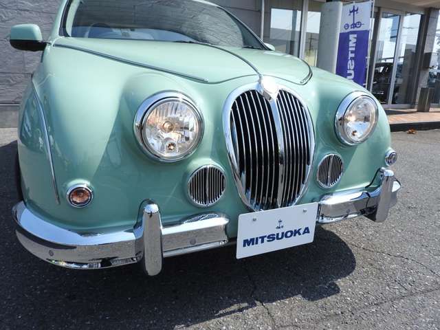 MITSUOKA VIEWT 2022