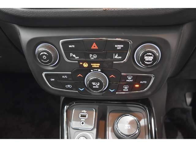 JEEP JEEP COMPASS 4WD 2018