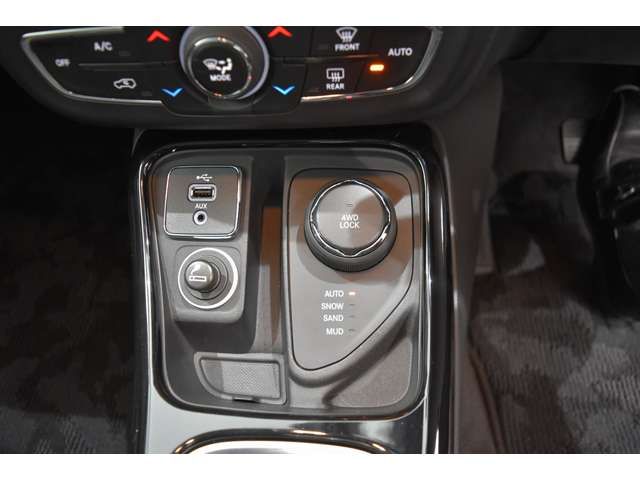 JEEP JEEP COMPASS 4WD 2018