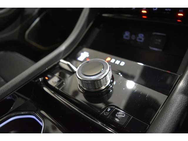 JEEP JEEP GRAND CHEROKEE 2023