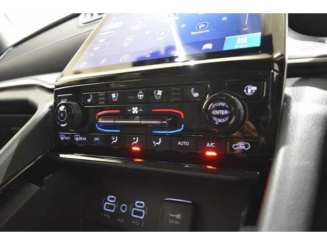 JEEP JEEP GRAND CHEROKEE 2023