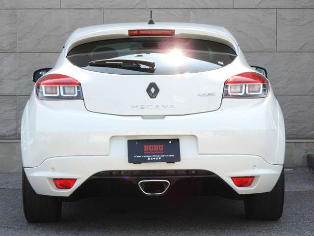 RENAULT RENAULT MEGANE hatchback 2017