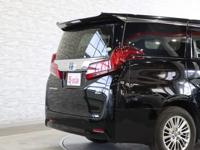 TOYOTA ALPHARD hybrid 4WD 2020