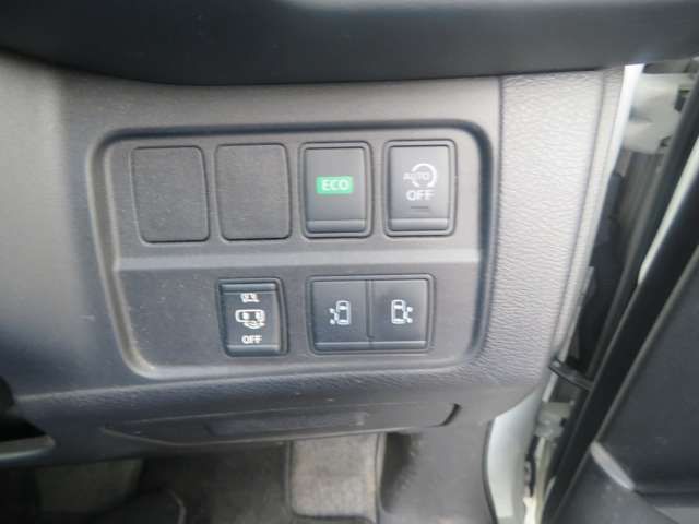 NISSAN SERENA  S-HYBRID 4WD 2017