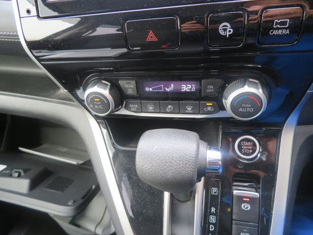 NISSAN SERENA  S-HYBRID 4WD 2017