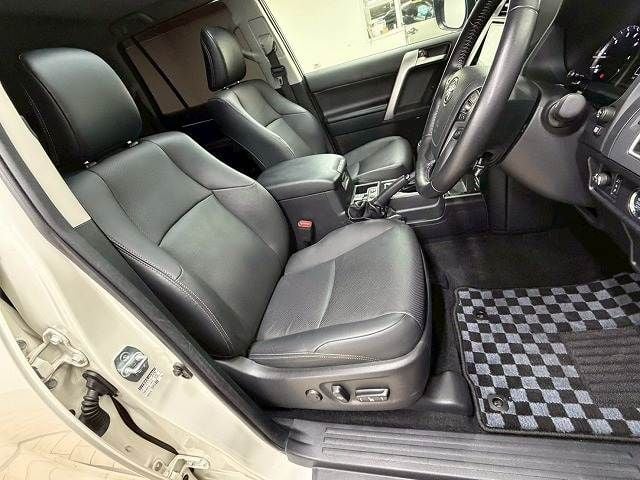 TOYOTA LANDCRUISER PRADO 2021