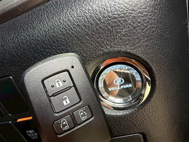 TOYOTA VELLFIRE 2018