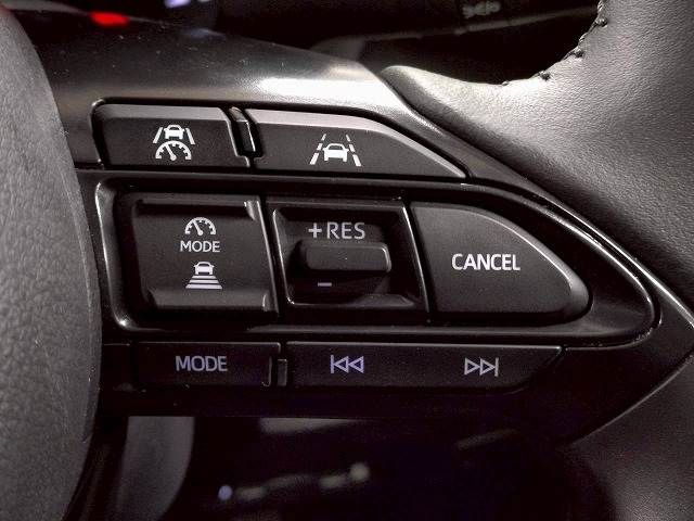 TOYOTA YARIS CROSS HYBRID 2025