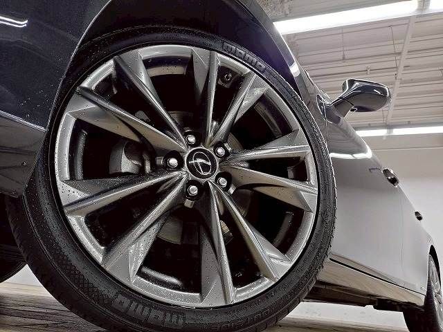 TOYOTA LEXUS ES300h 2019