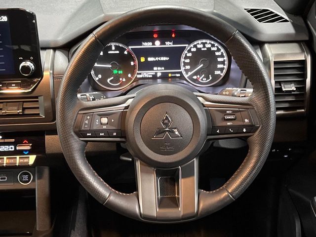 MITSUBISHI TRITON 2025