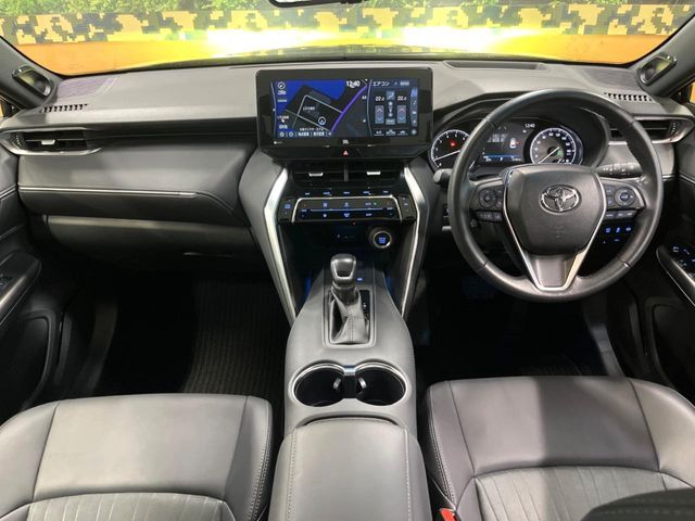 TOYOTA HARRIER 2WD 2022