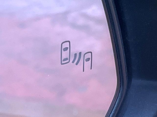 TOYOTA HARRIER 2WD 2022