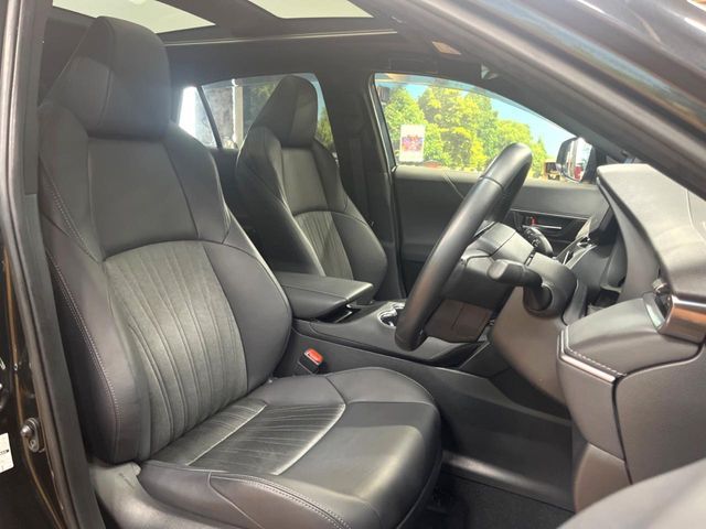 TOYOTA HARRIER 2WD 2022