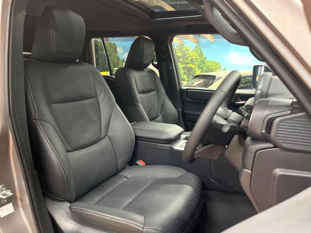 TOYOTA LANDCRUISER 250 2024