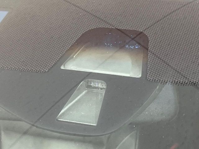 HONDA VEZEL HYBRID 2015