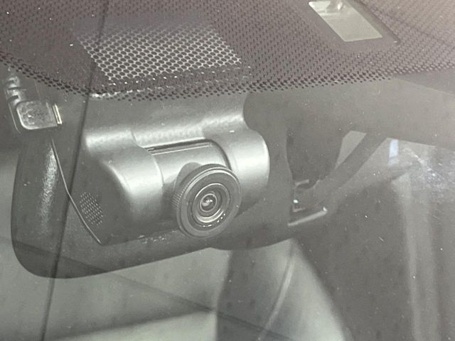 HONDA VEZEL HYBRID 2015