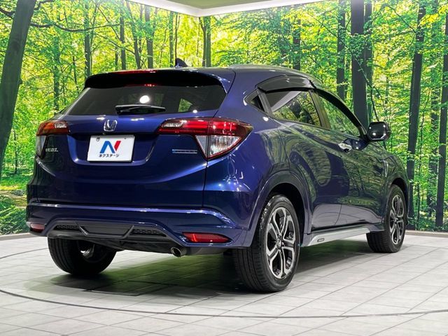 HONDA VEZEL HYBRID 2015