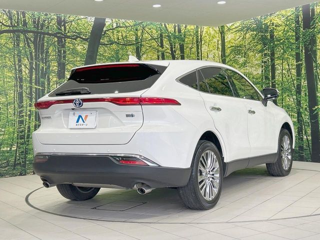 TOYOTA HARRIER HYBRID 2021