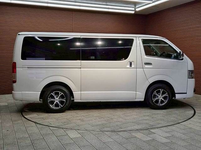 TOYOTA HIACE van 2WD 2016