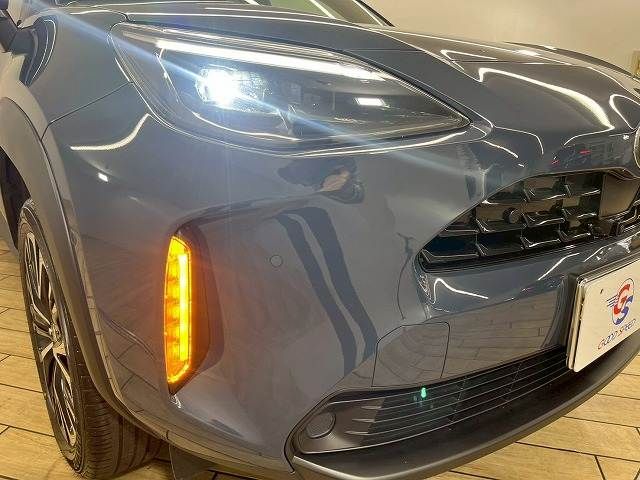 TOYOTA YARIS CROSS HYBRID 2024