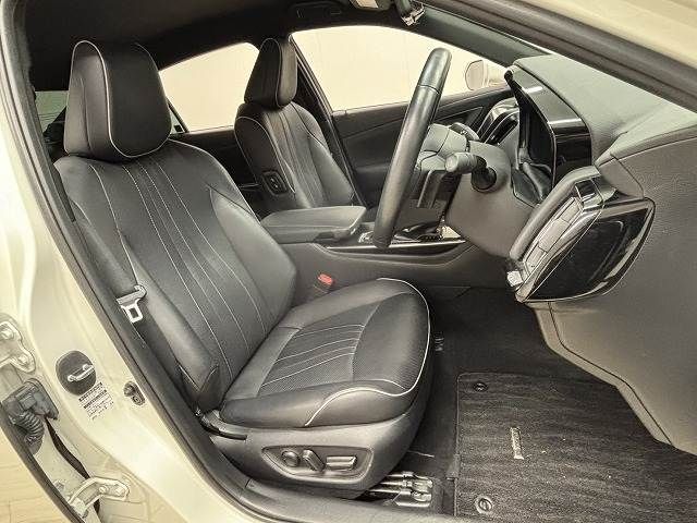 TOYOTA CROWN sedan hybrid 2018